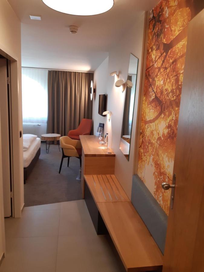 Hotel Urs Und Viktor Bettlach Exterior photo